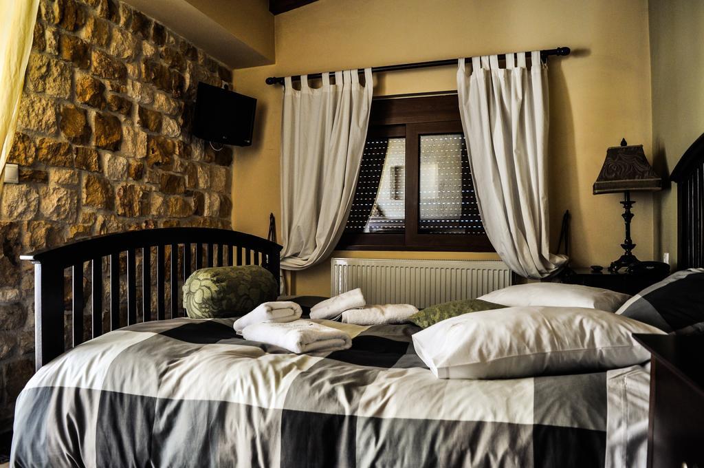 Aetoma Suites Синикия-Меси-Трикала Экстерьер фото