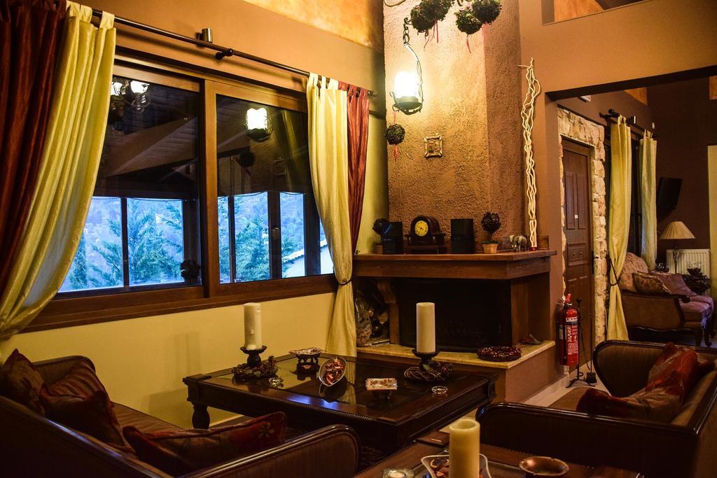 Aetoma Suites Синикия-Меси-Трикала Экстерьер фото